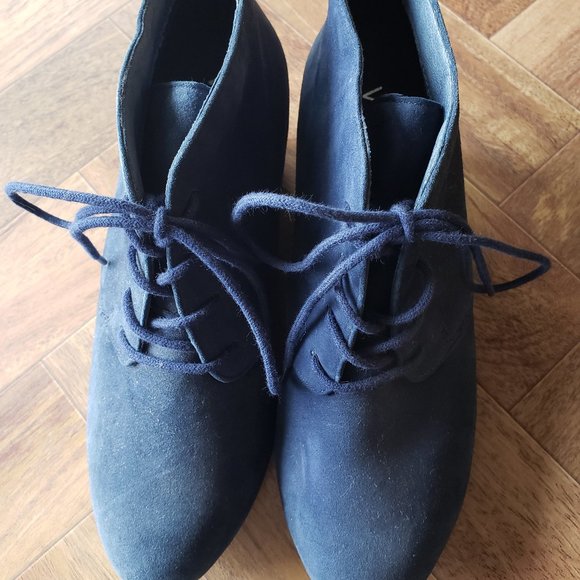 Vionic Becca Suede Wedge Bootie 6.5 - Picture 5 of 7